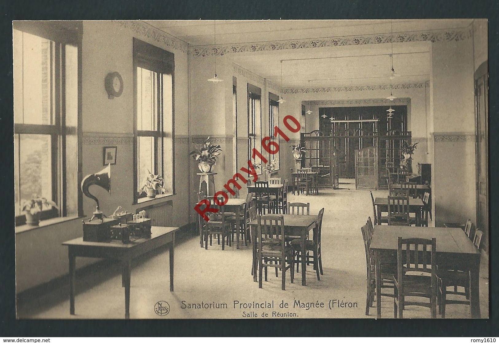 Fléron. Sanatorium Provincial De Magnée (Fléron) Salle De Réunion. (Poste De Radio Vintage) - Fléron