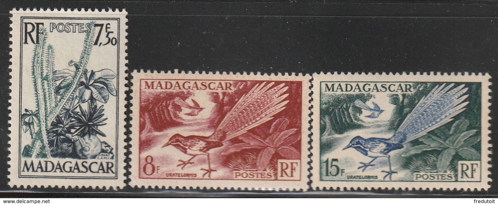 MADAGASCAR - N°322/4  ** (1954)  Flore Et Faune - Neufs