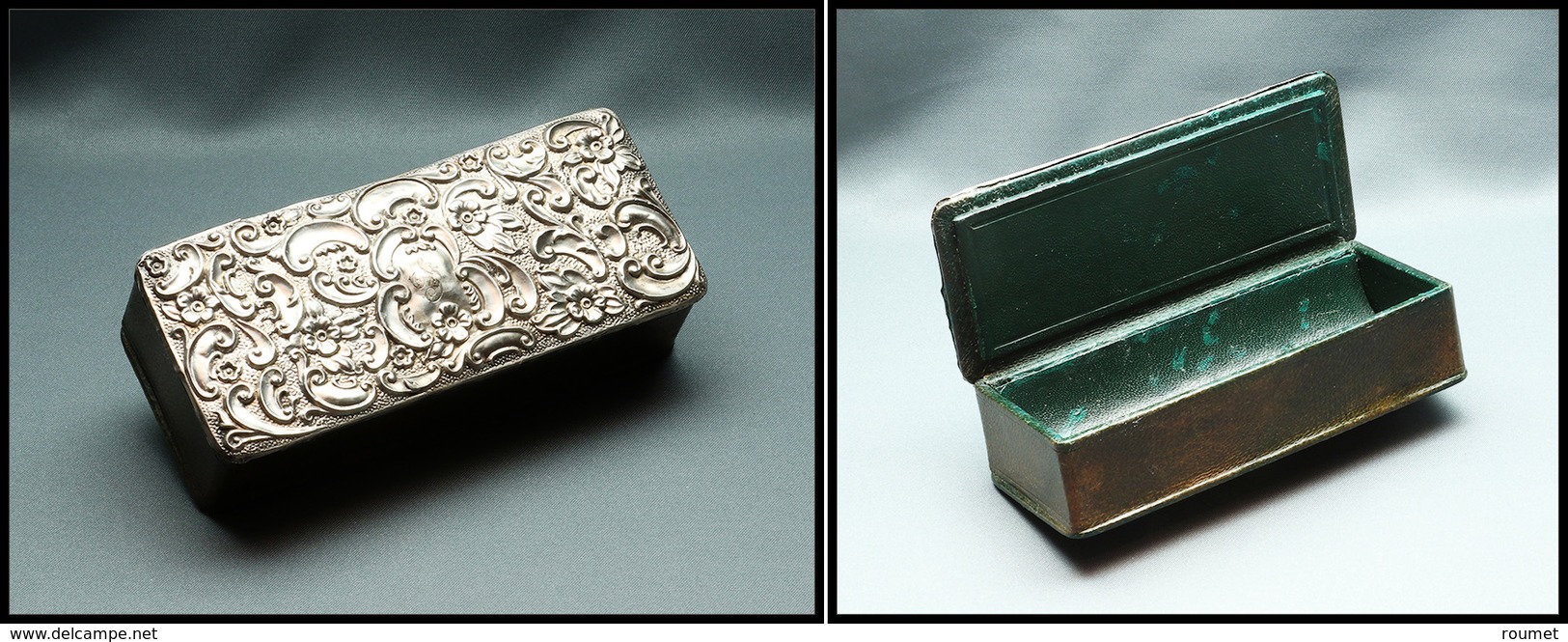 Boîte En Cuir Vert-bouteille, Couvercle En Argent, 1 Comp., 110x45x30mm. - TB - Boites A Timbres