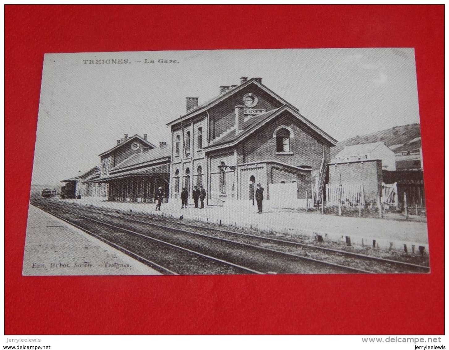 TREIGNES     - VIROINVAL -  La Gare   - (reproduction) - Viroinval