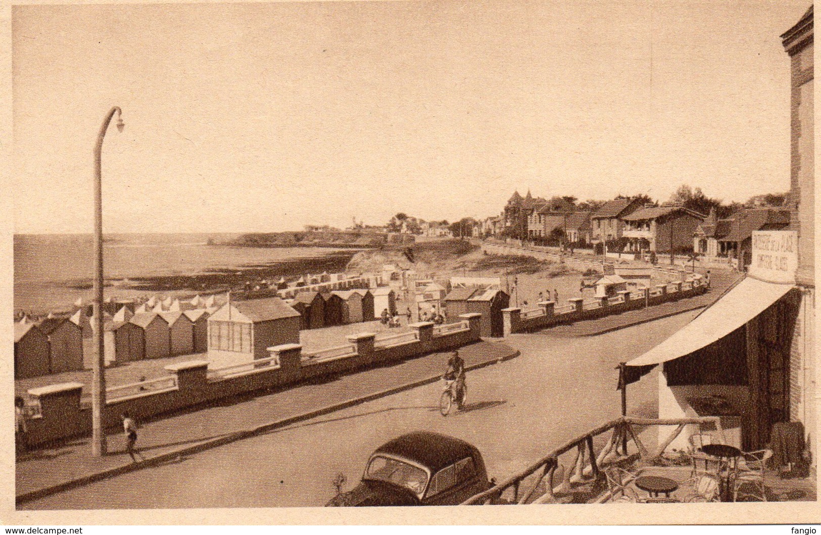 LA PLAGE DE CROIX-de-VIE-LA CORNICHE VENDEENNE. - Autres & Non Classés