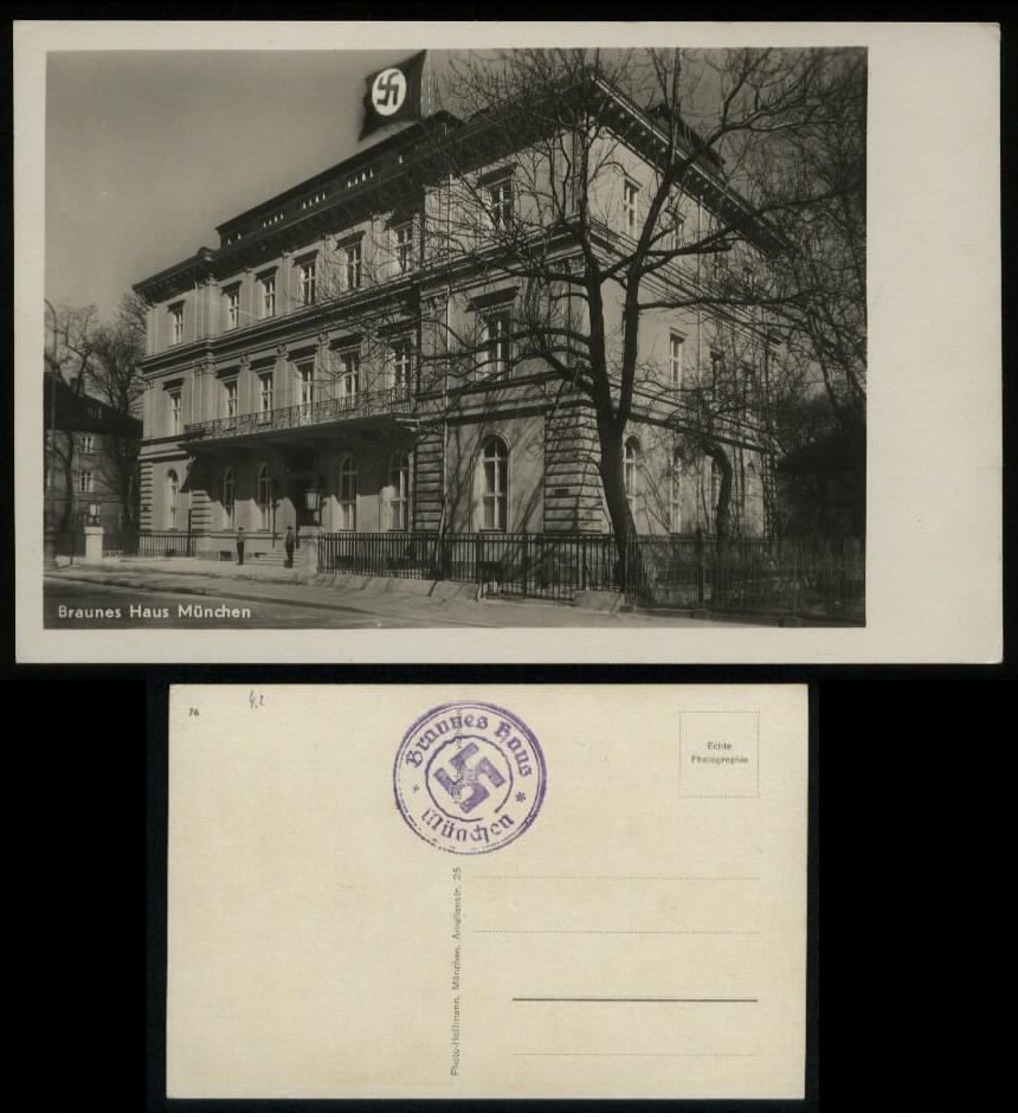 WW II DR Postkarte Photo Hoffmann AK München Braunes Haus Mit Hakenkreuzfahne: Ungebraucht. - Briefe U. Dokumente