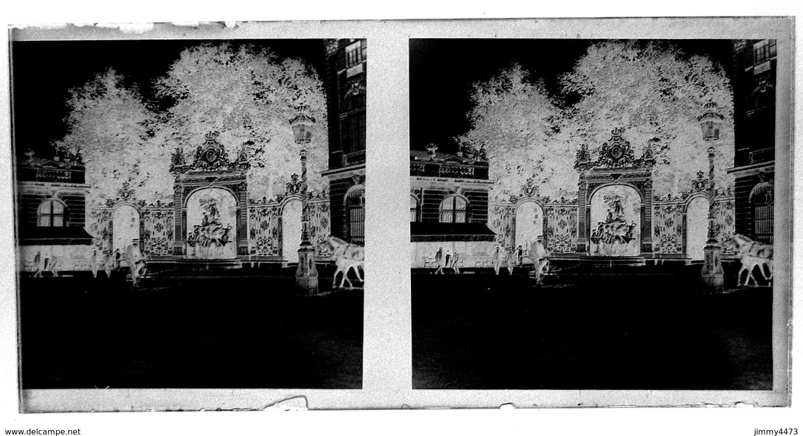 Plaque De Verre Stéréo - Place Stanislas Bien Animée Vers 1900 - NANCY 54 Meurthe Et Moselle  Grande Taille 178 X 88 Mll - Glass Slides
