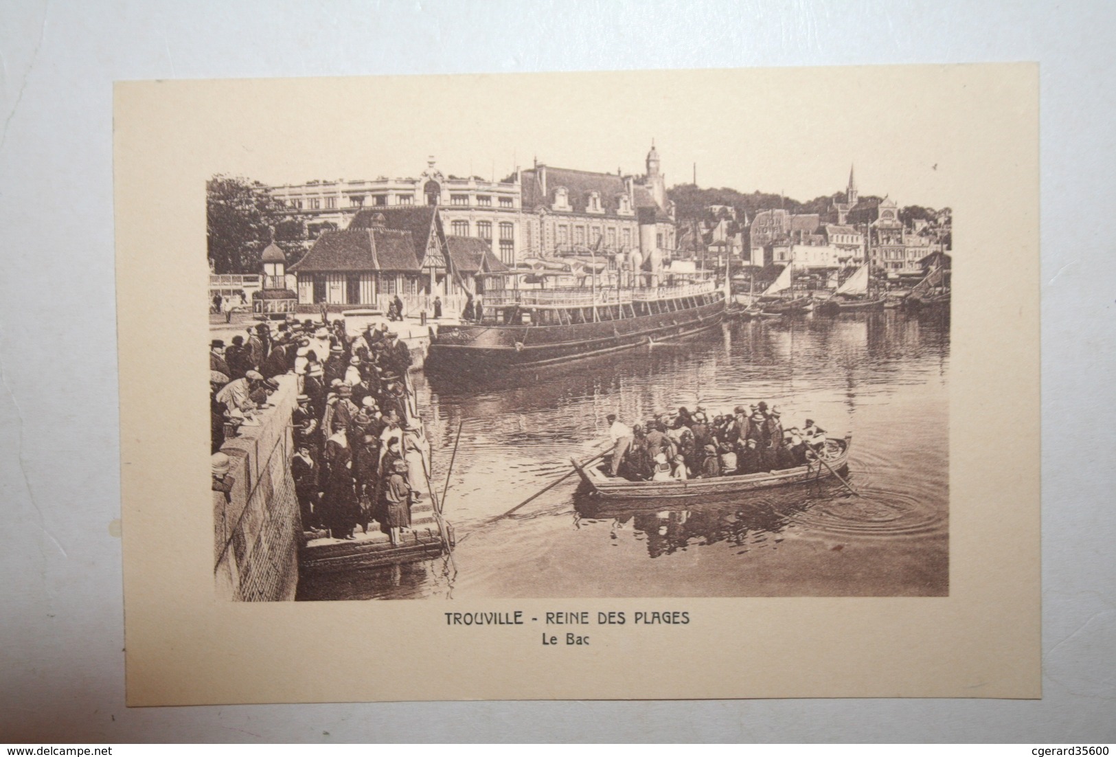 14 : Trouville - Reine Des Plages - Le Bac ( Format Assez Rare ) - Trouville