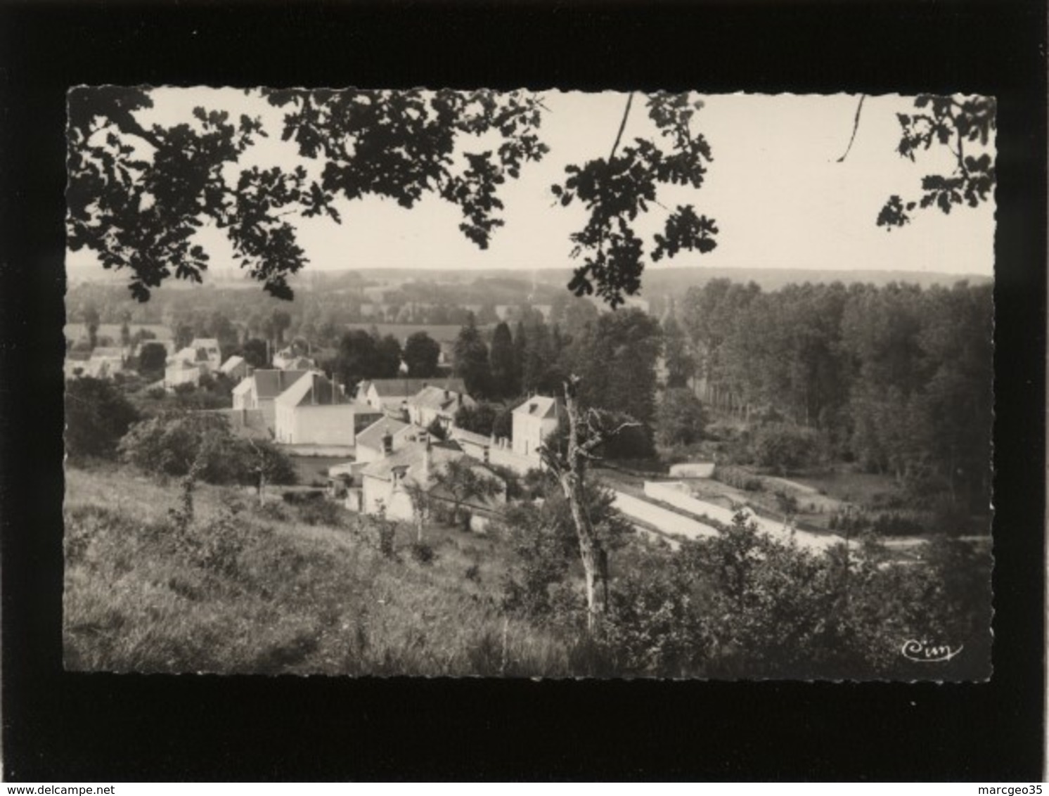 37 Genillé Panorama Sur La Vallée De L'indrois édit. Combier N° A - Genillé