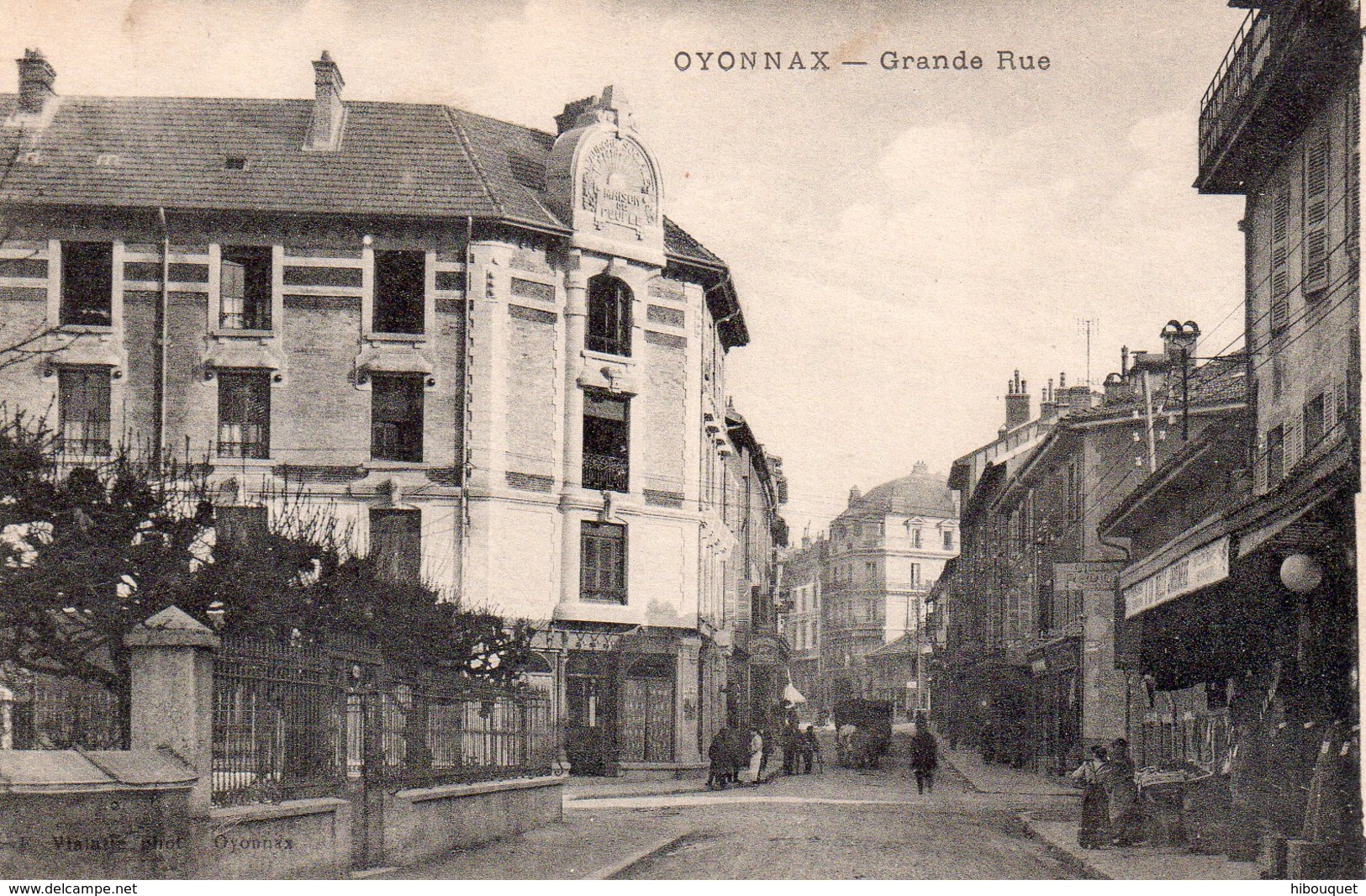 CPA,  Oyonnax, Grande Rue, Animée, Commerces - Oyonnax