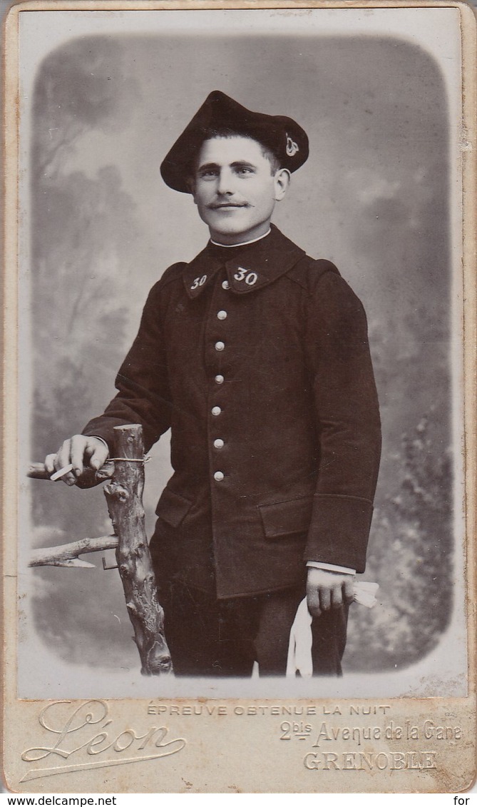 Photo : C.D.V. : Soldat : 30é Régt. Chasseur Alpin ( Photo. : Léon - Grenoble Isère ) - War, Military