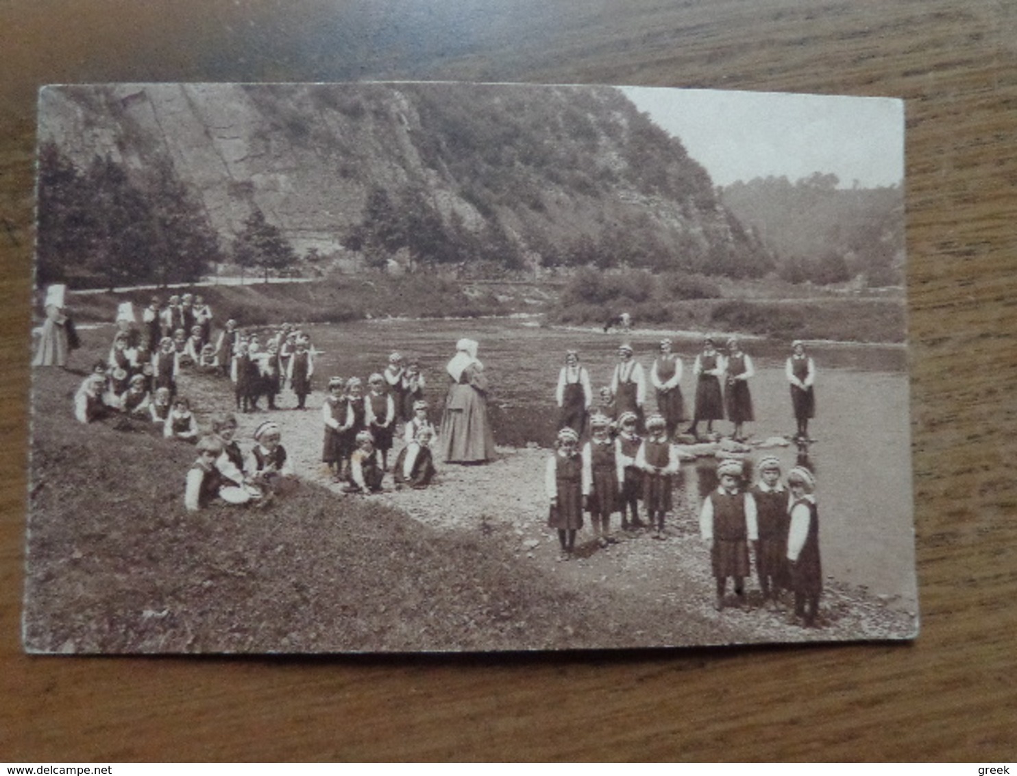 Durbuy, Etablissement Des Filles De La Sagesse, En Promenade --> Ne Pas écrit - Durbuy