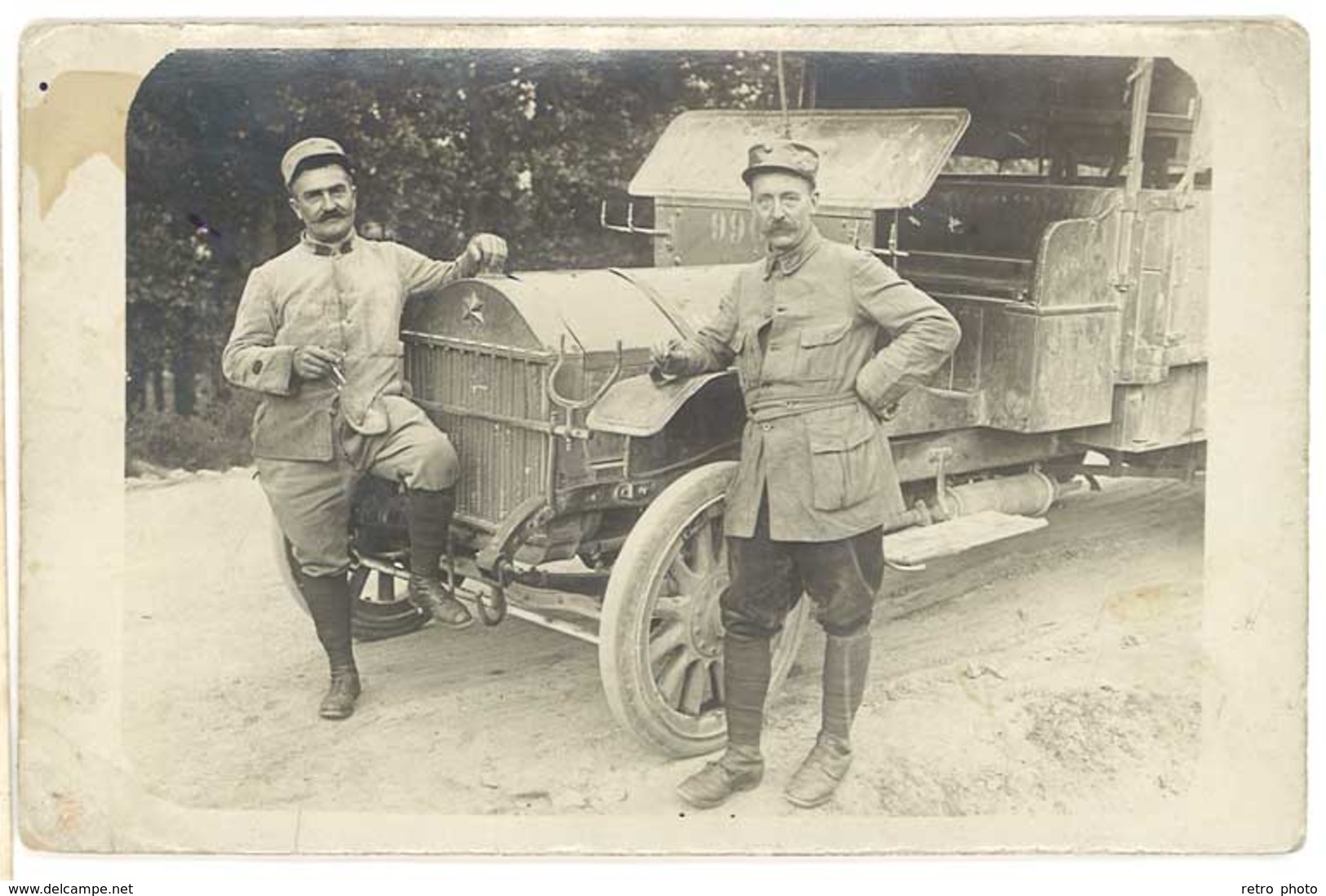 Cpa Carte-photo 2 Soldats Devant Camion Anglais " Star " ( Etoile ) - Matériel