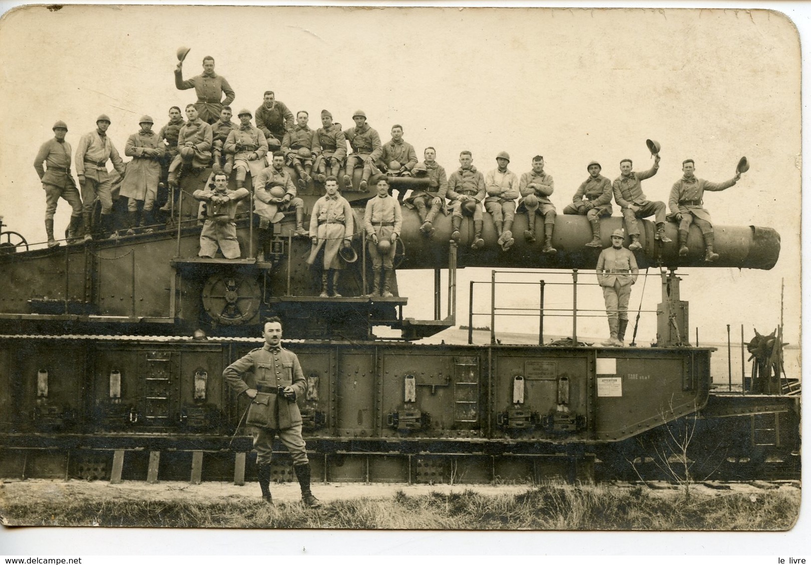 340. PHOTO MILITAIRES SUR UN CANON. "MAILLY, 370 APRES LE FEU" - Autres & Non Classés