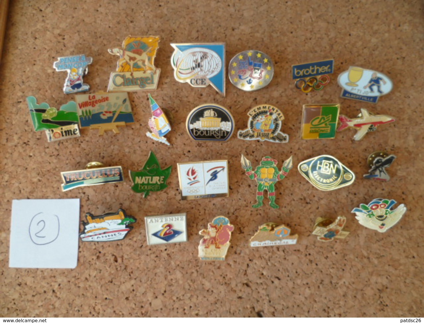 LOT DE 25 PIN'S  ( Lot N° 2 ) - Lots