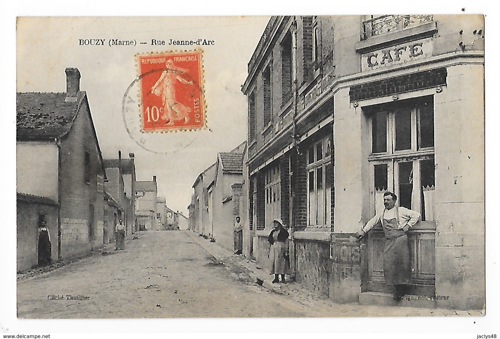 BOUZY  (cpa 51)  Rue Jeanne D'Arc - Café  ## RARE ##   -  L 1 - Andere & Zonder Classificatie