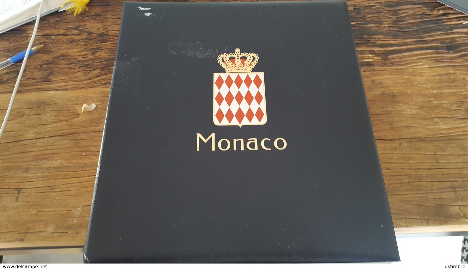 LOT 43597 ALBUM DAVO LUXE VIDE POR TIMBRE DE MONACO DE 1996 A 2996 PORT A 15 EUROS - Verzamelingen (in Albums)