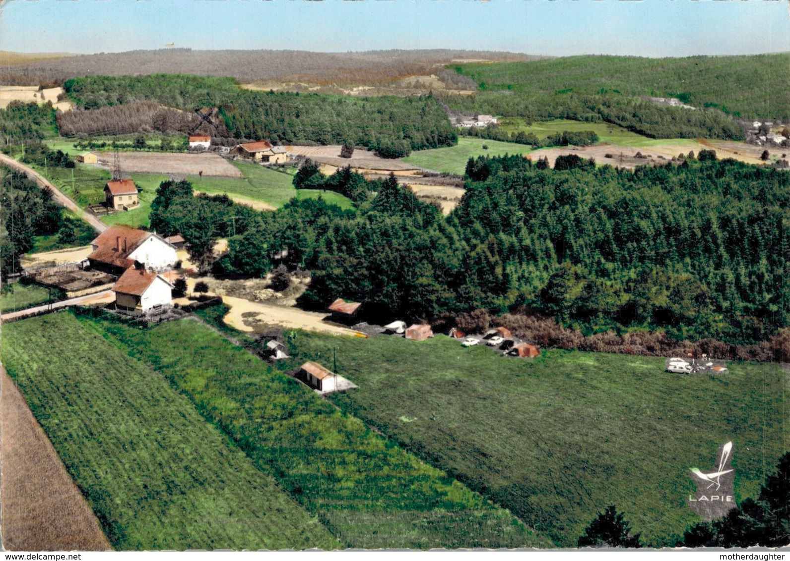 ENVIRONS DE REMIREMONT LE TERRAIN DE CAMPING - Remiremont