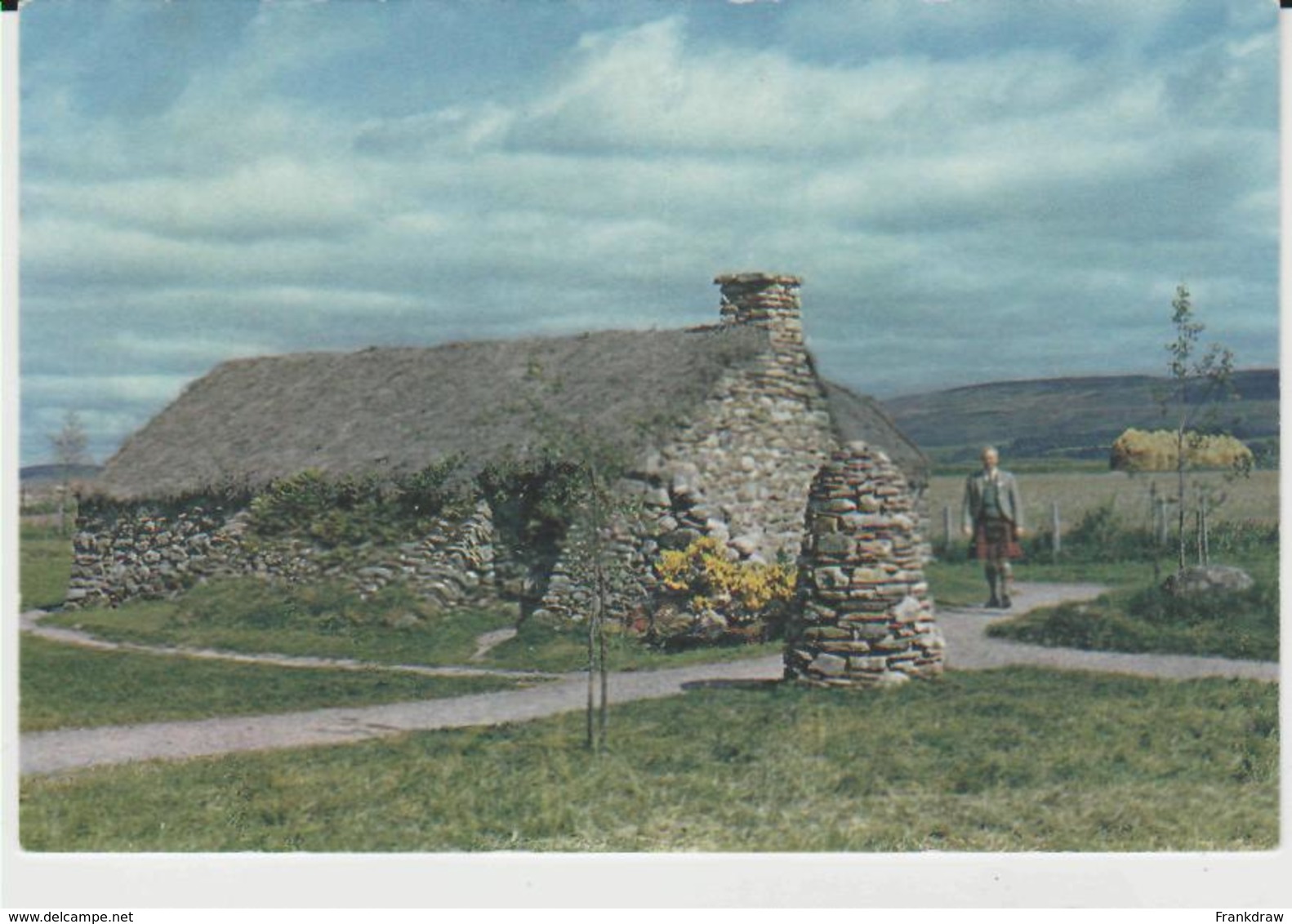 Postcard - Old Leanach Cottage, Culloden Moor, Inverness - Shire -  - Unused  Very Good - Non Classificati