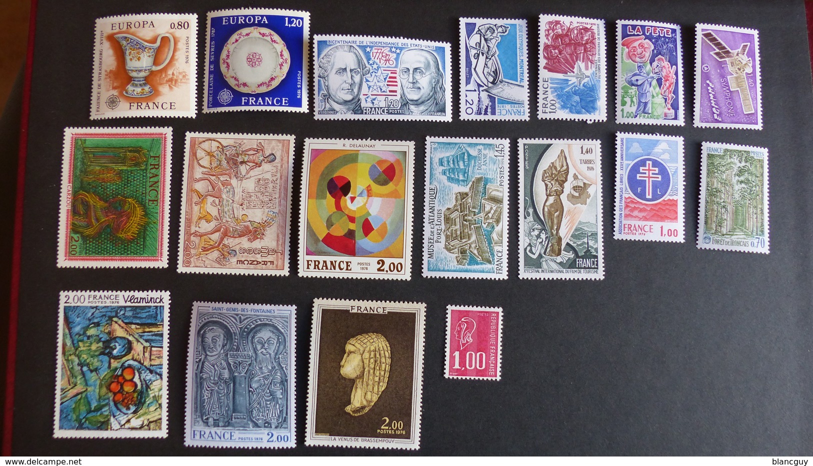 FRANCE - Année 1976 - 45 Timbres ** Neufs Sans Charnière Différents - Vrac (max 999 Timbres)