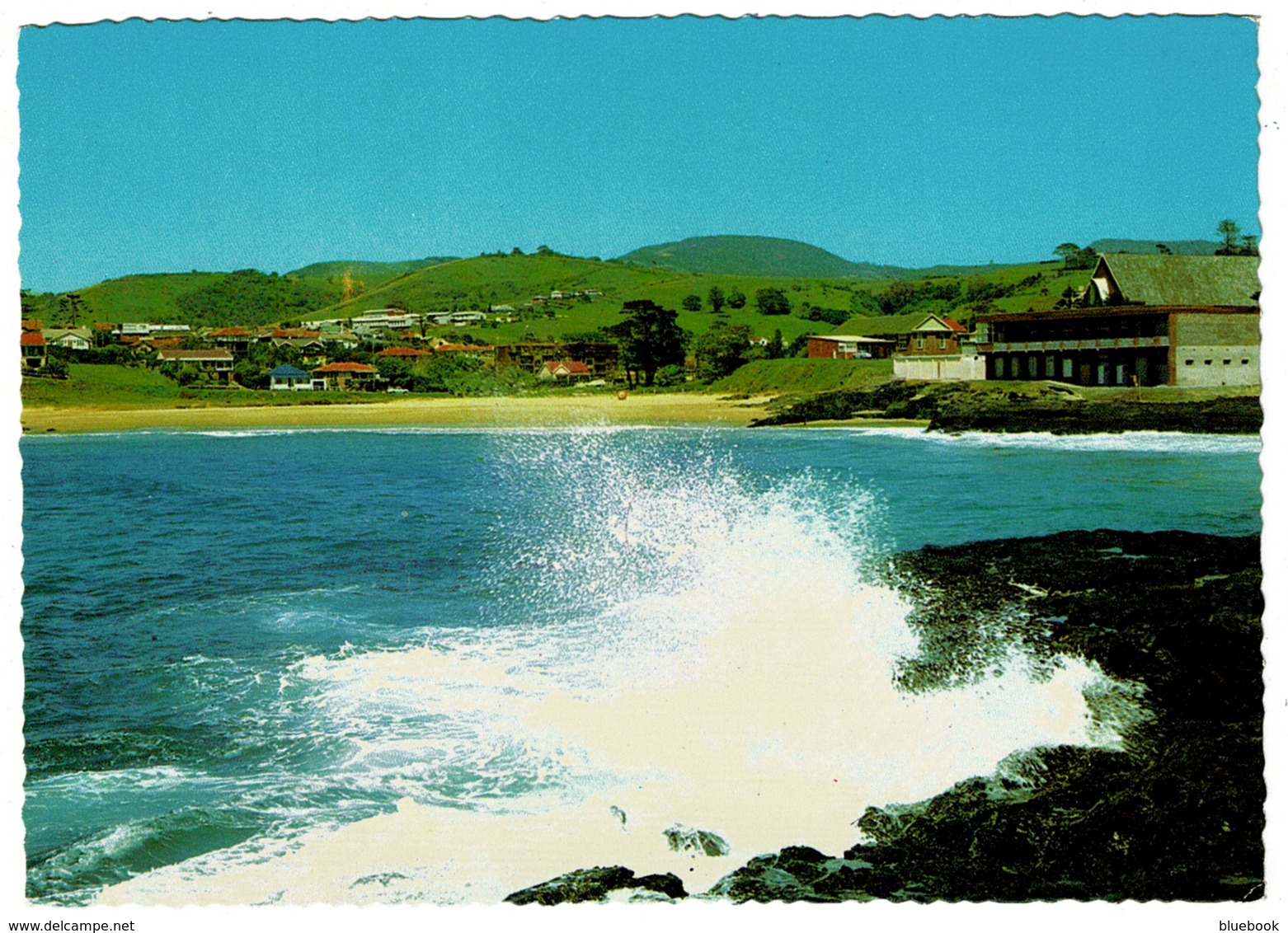 Ref 1260 - Postcard - Surfing Beach & Club House Kiama - New South Wales - Australia - Sonstige & Ohne Zuordnung