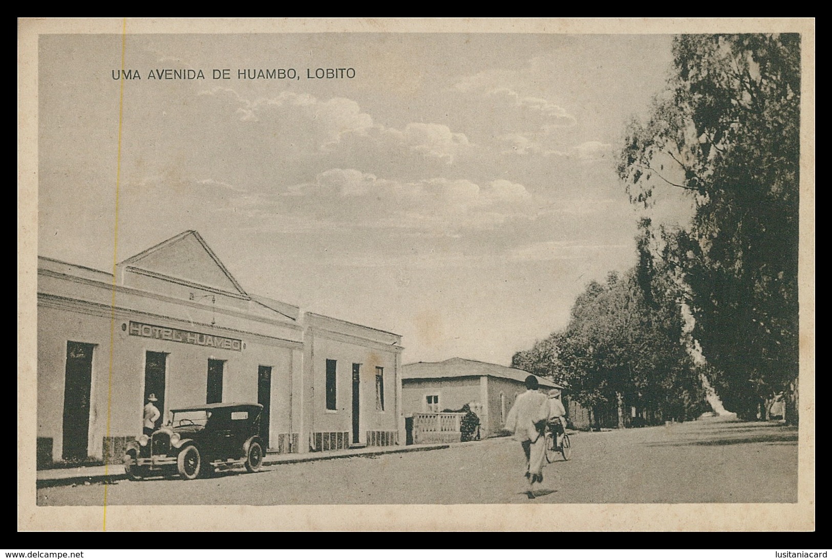 HUAMBO -  HOTEIS E RESTAURANTES - Uma Avenida De Huambo ( Ed.  Arturo Gonzalez Alonso) Carte Postale - Angola