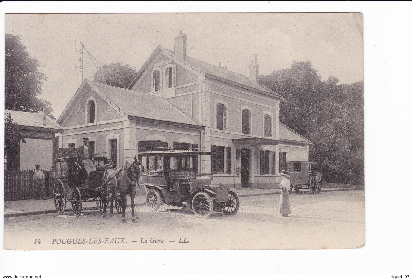 14 - POUGUES-LES-EAUX - La Gare (animée, Calèche Et Bus Automobile) - Pougues Les Eaux