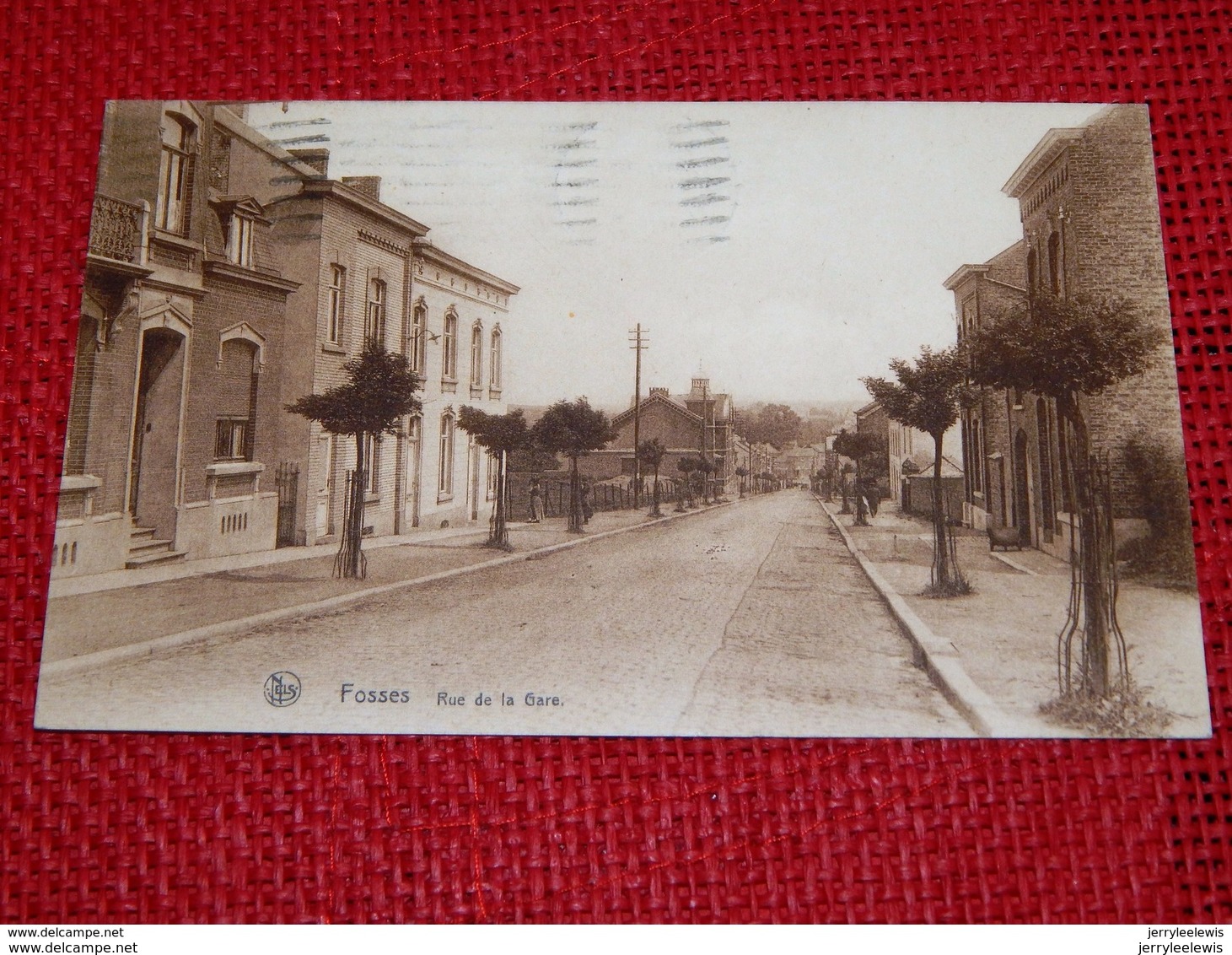 FOSSES LA VILLE  -  Rue De La Gare - Fosses-la-Ville