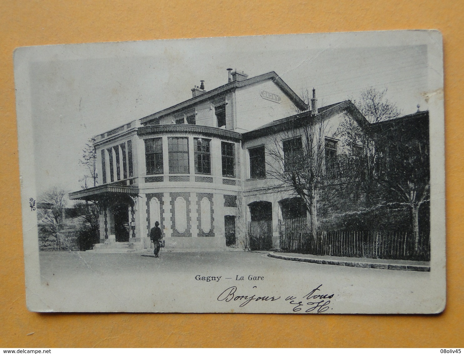 GAGNY  (Seine St Denis) -- La Gare - Vue Extérieure - VUE PEU COURANTE -- Cpa "précurseur" 1904 - Gares - Sans Trains