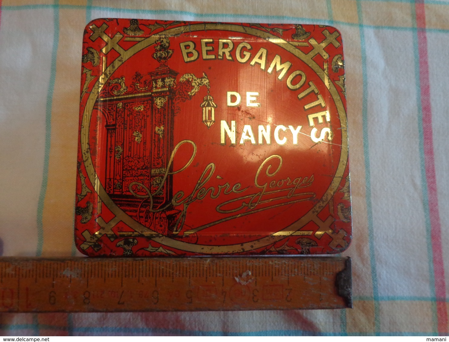 Lot De 2 Boites Metal Pub Pastille A La Menthe Blanche Raquillet Chabas Carpentras-bergamottes De Nancy Lefevre Georges - Autres & Non Classés