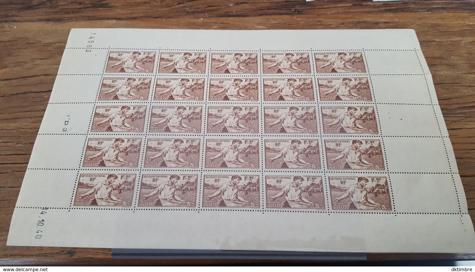 LOT 436179 TIMBRE DE FRANCE NEUF** LUXE N°467 VALEUR 112.5 EUROS FEUILLE - Feuilles Complètes