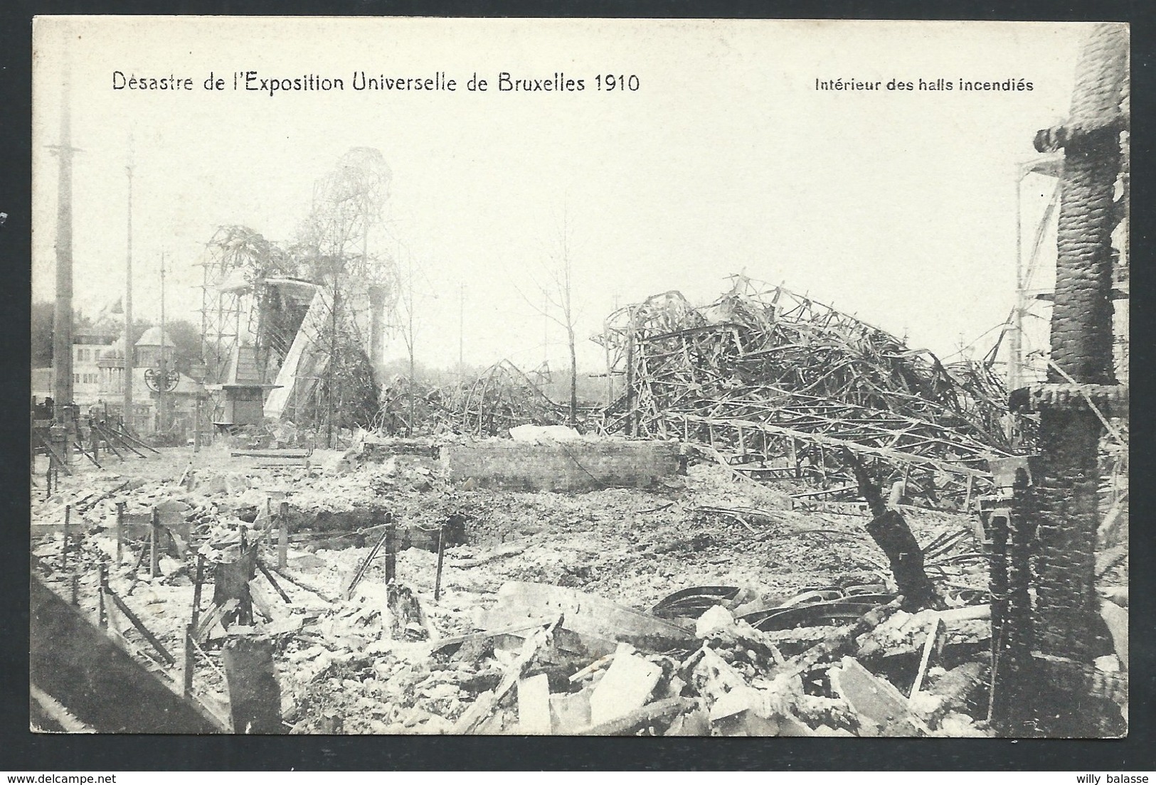 +++ CPA - BRUSSEL - BRUXELLES - Désastre De L'Exposition 1910 - Intérieur Des Halls L'incendiés // - Expositions Universelles