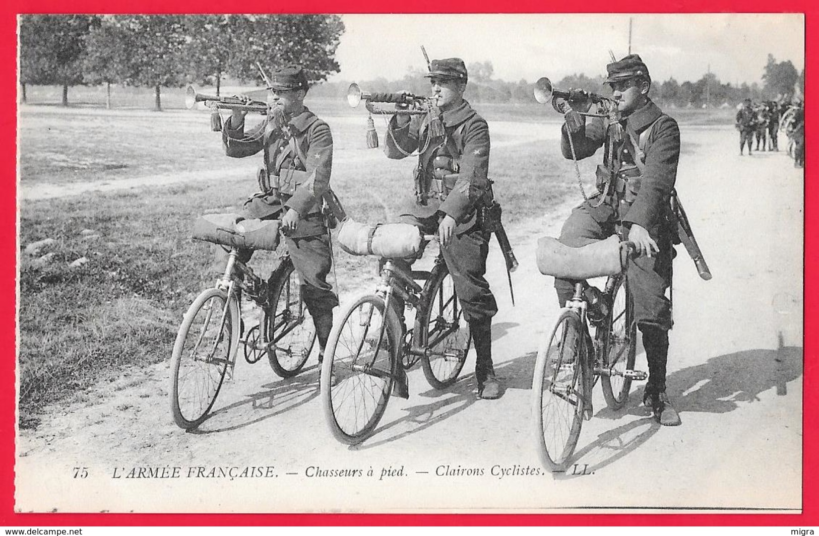 WW1 - MILITARIA - L'ARMEE FRANCAISE CHASSEURS A PIED CLAIRONS CYCLISTES - Guerra 1914-18