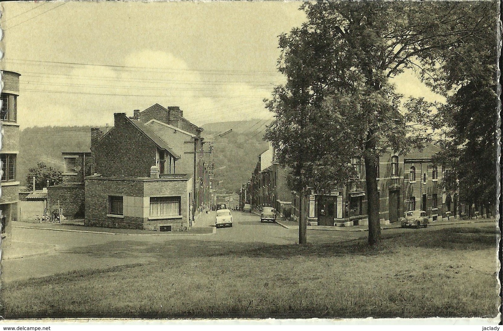 LIEGE - Ste Walburge -- Le Carrefour Des Rues Des Glacis De La Chaîne Et Du Général Collyns.     (2 Scans) - Luik