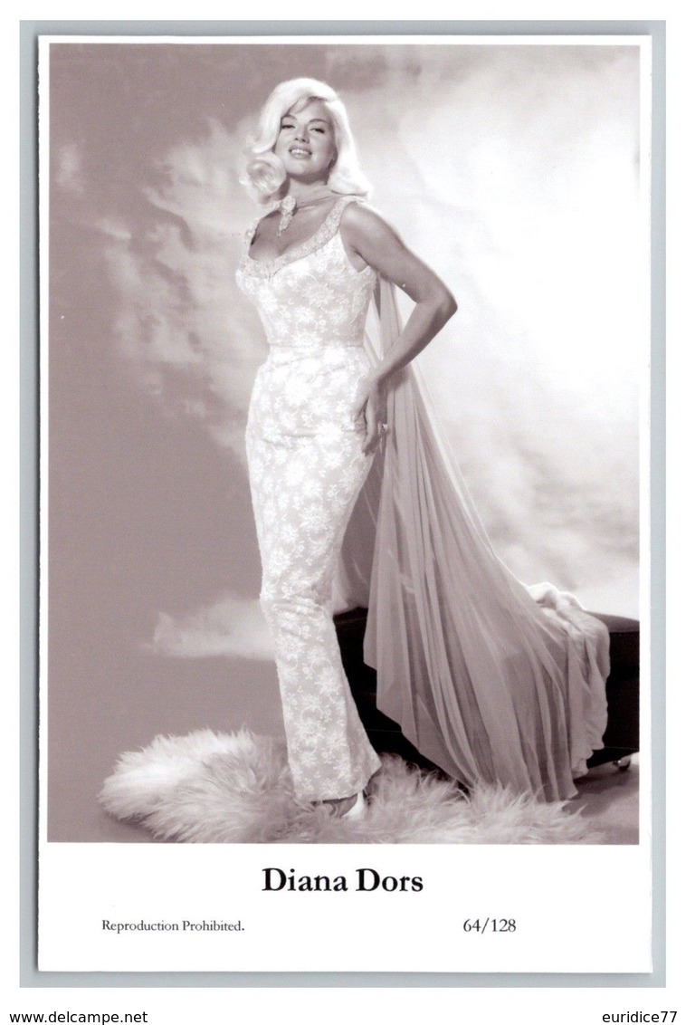 DIANA DORS - Film Star Pin Up PHOTO POSTCARD - 64-128 Swiftsure Postcard - Artistas