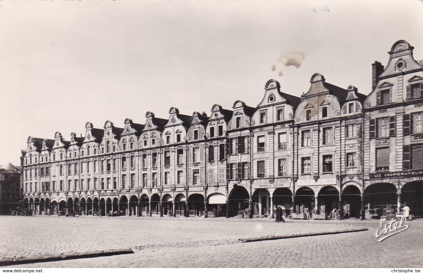 Arras, La Petite Place, Place Des Héros (pk54148) - Arras