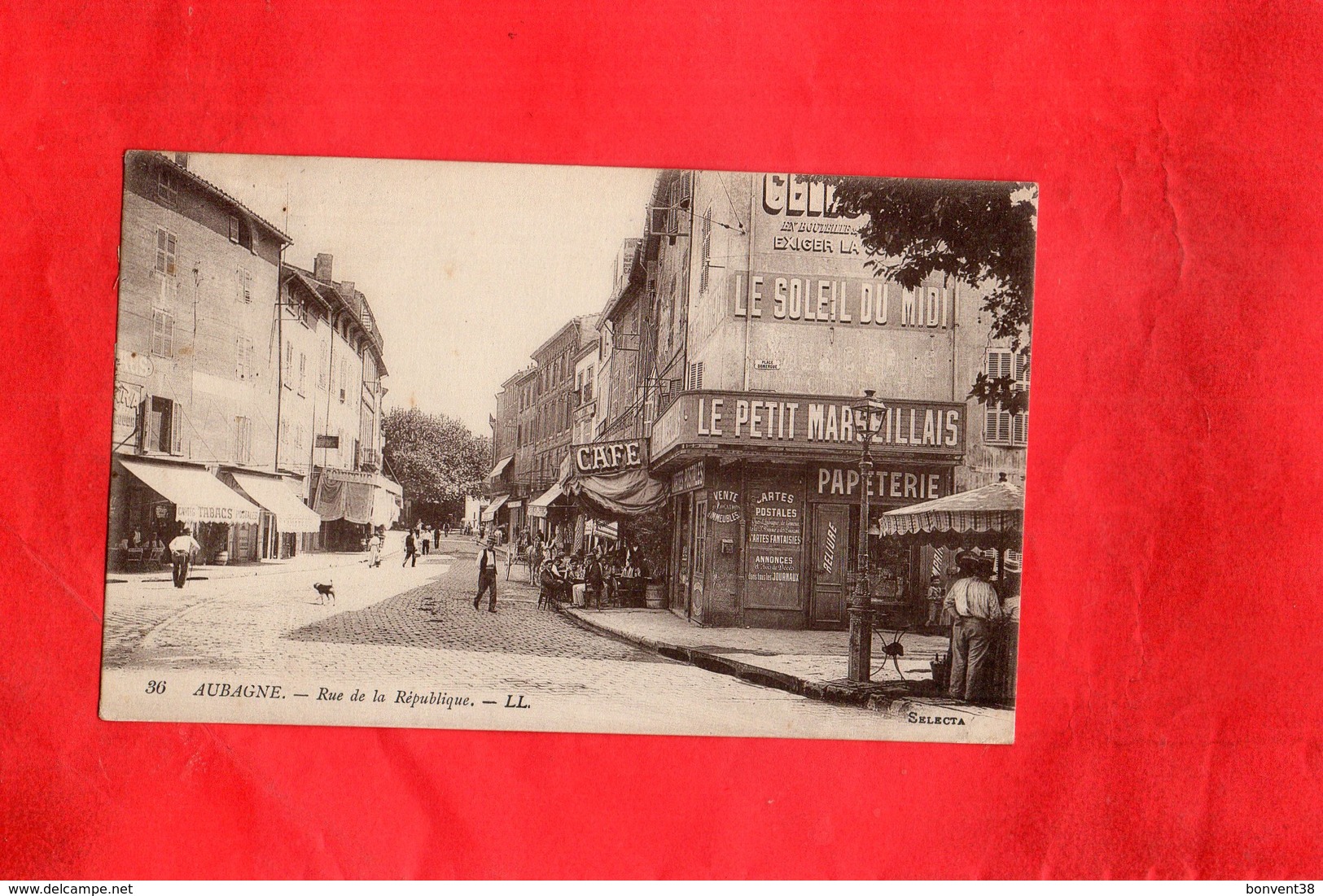 F1601 - AUBAGNE - 13 - Rue De La République - Aubagne