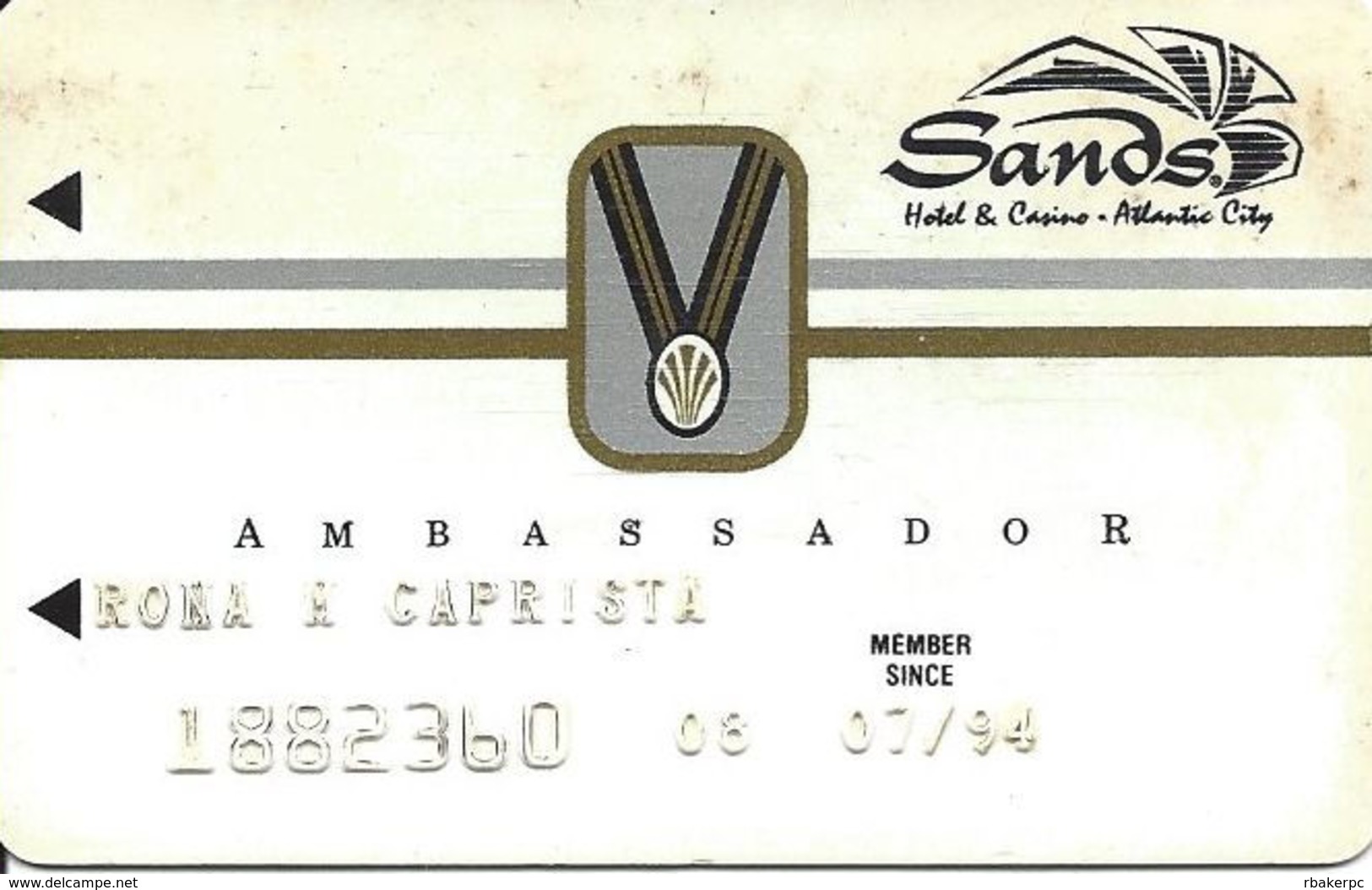 Sands Casino - Atlantic City, NJ - 9th Issue Slot Card With SC & Small Medal - Cartes De Casino