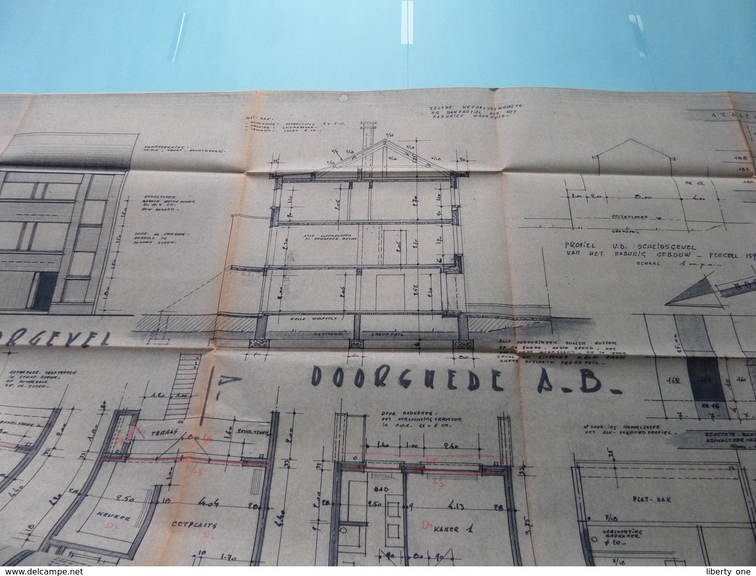 VILVOORDE ( Bloemenplein 16 ) WOONHUIS Plan Schaal 2 cm.p.m. ( Zie foto's > Arch. Van den Branden ) Anno 1973 !