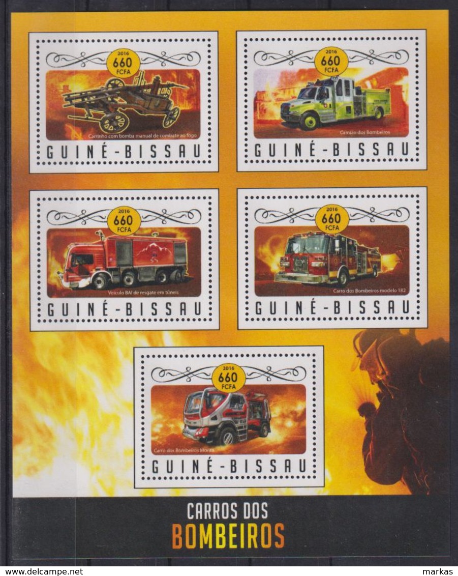 F90. Guinea-Bissau - MNH - 2016 - Transport - Fire Trucks - Autres & Non Classés