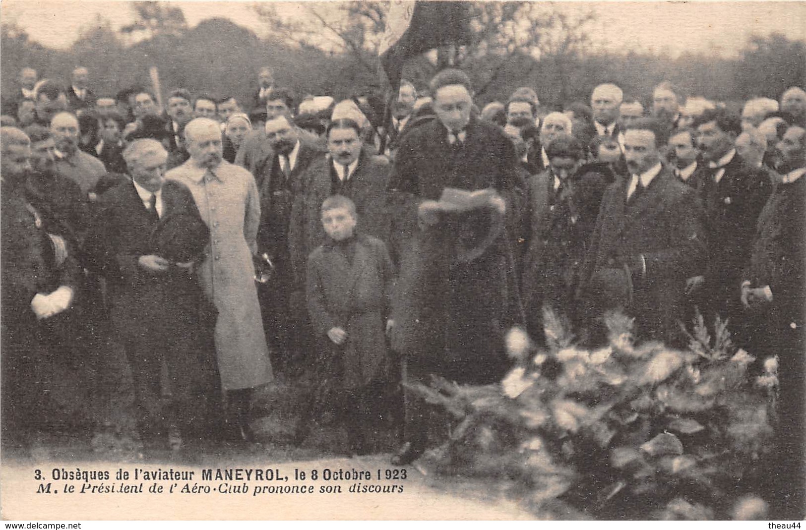 FROSSAY - Obsèque De L'Aviateur MANEYROL En 1923 - Mr Le Président De L'Aéro-Club Prononce Son Discours - Frossay