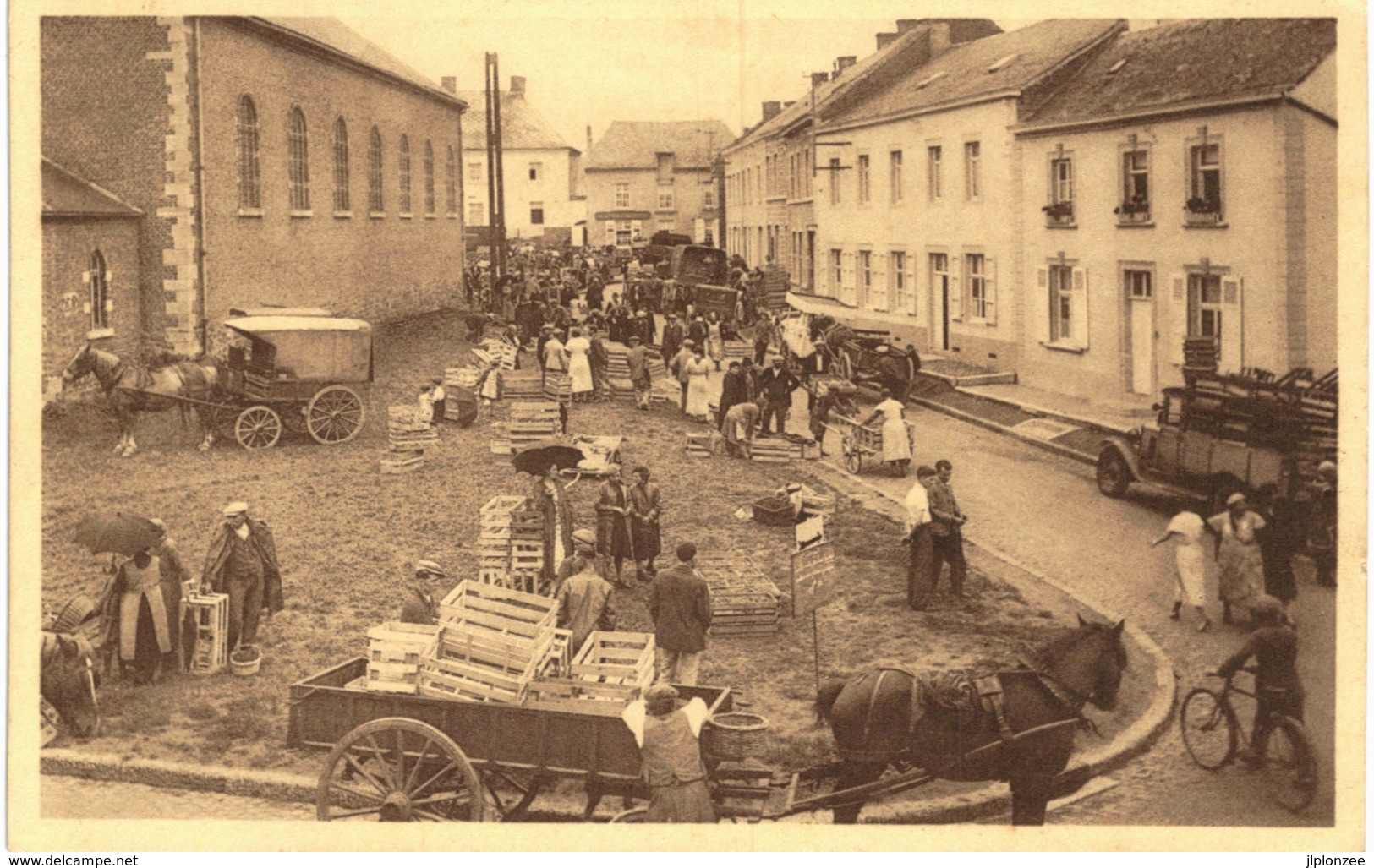 BOIS DE VILLERS Marché Aux Fruits De Bois De Villers. - Profondeville