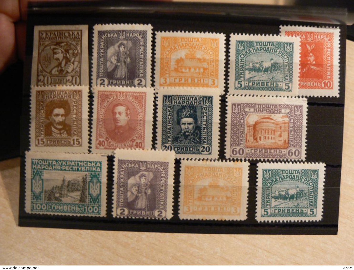 Ukraine - Timbres Anciens Neufs * - Collections (sans Albums)