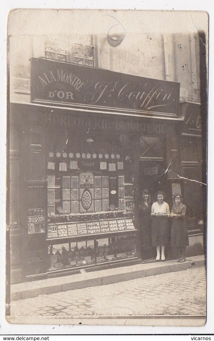 CARTE PHOTO Devanture De MAGASIN HORLOGERIE BIJOUTERIE "A La Montre D'or" Couffin - Magasins