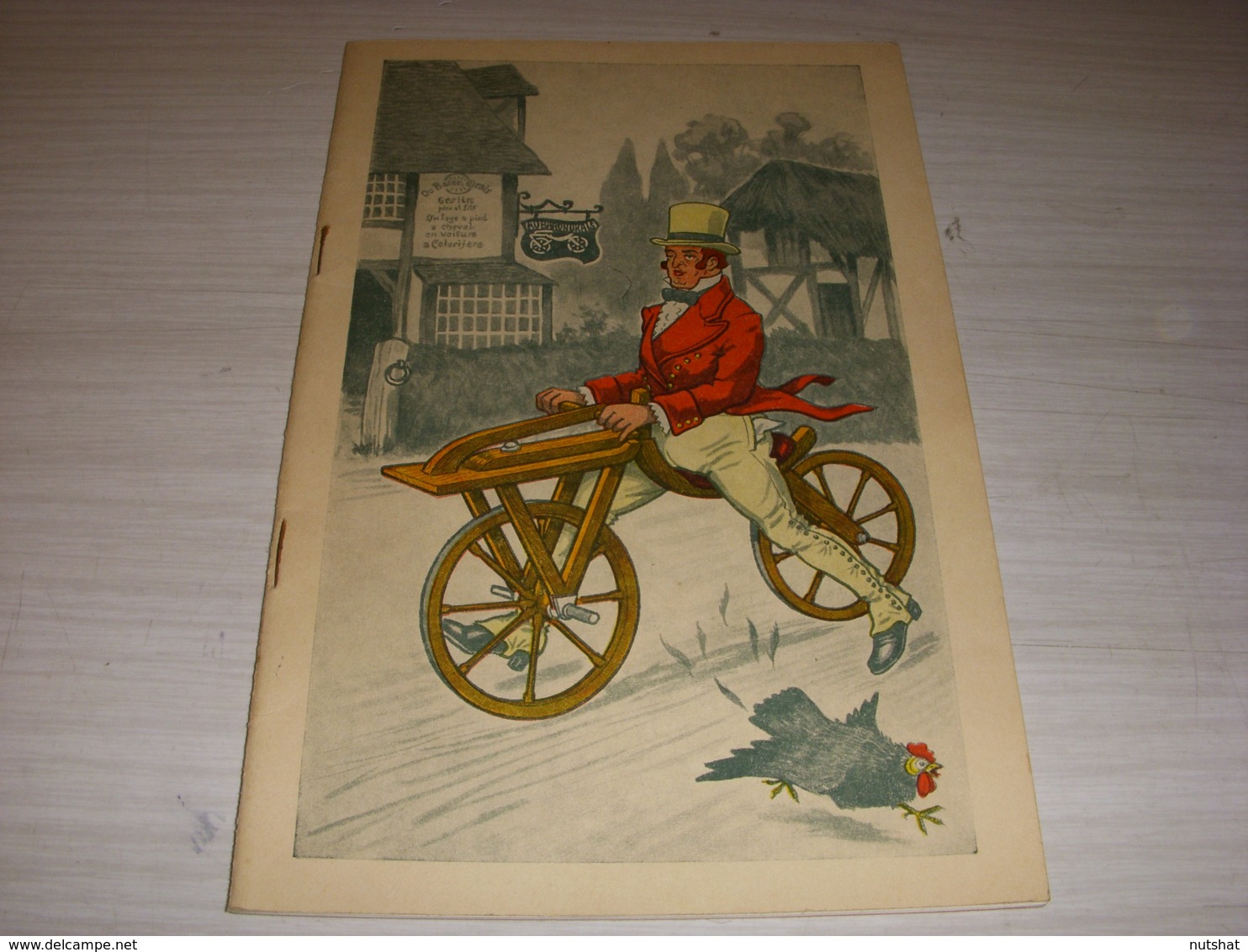 LIVRET Avec HISTOIRE VELO Et PUBLICITES 1958 CYCLES HERGE DESSINS REBOUR 32p. - Sport