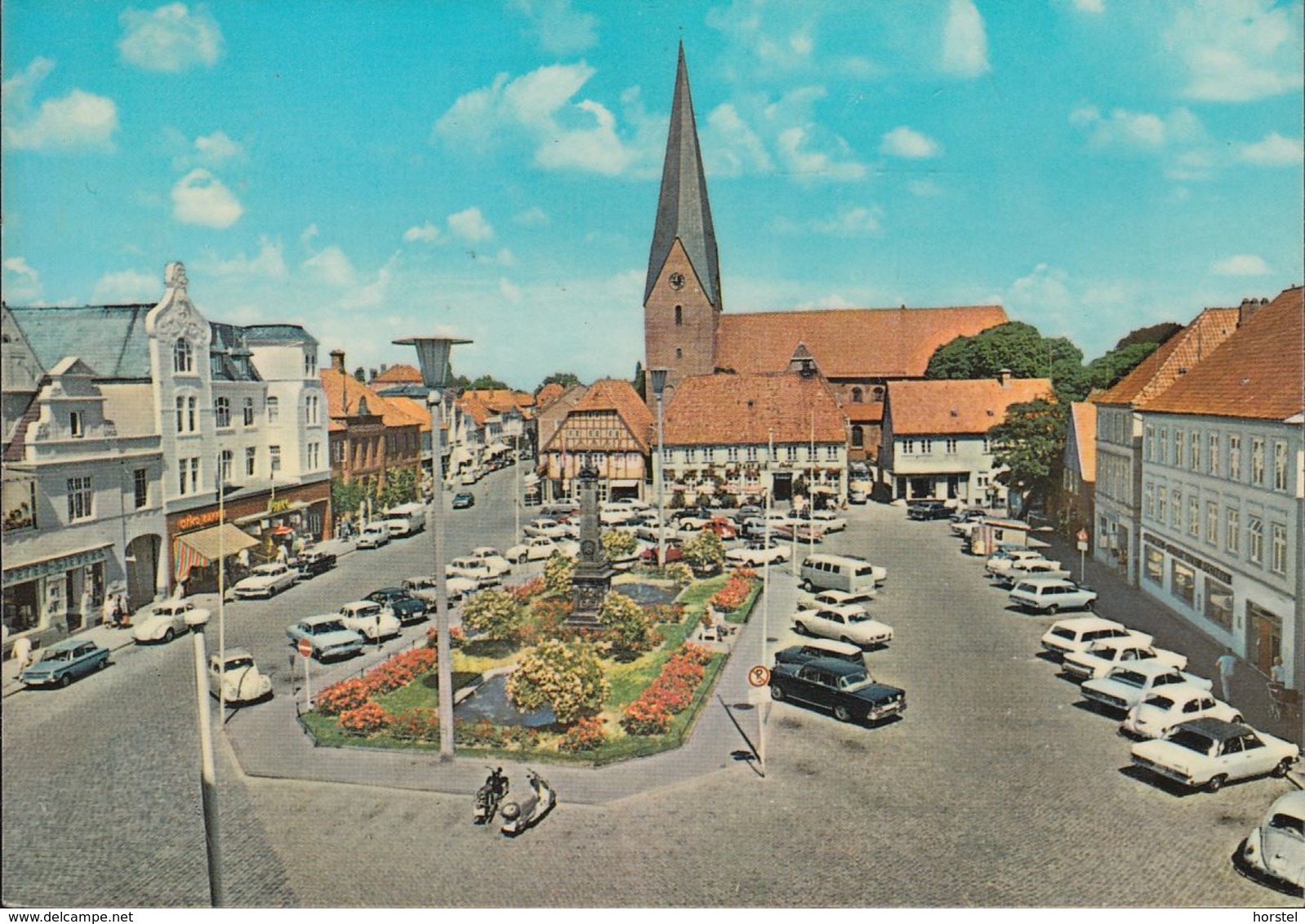 D-23701 Eutin - Am Markt - Cars - NSU Prinz-  VW 1500 TL - Ford Taunus - VW-Bus - Opel Kapitän - Eutin