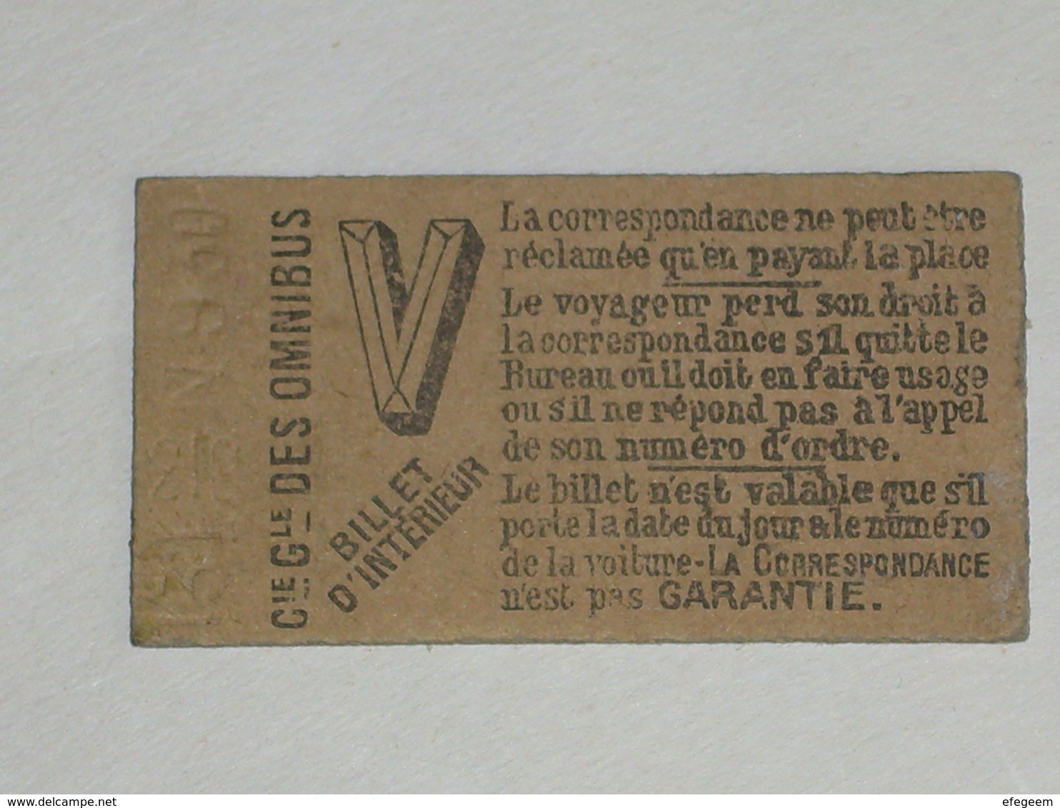 Ancien Ticket Omnibus " V " ( Jaune ). Compagnie Générale Des Omnibus, Ticket Metro. - Europe