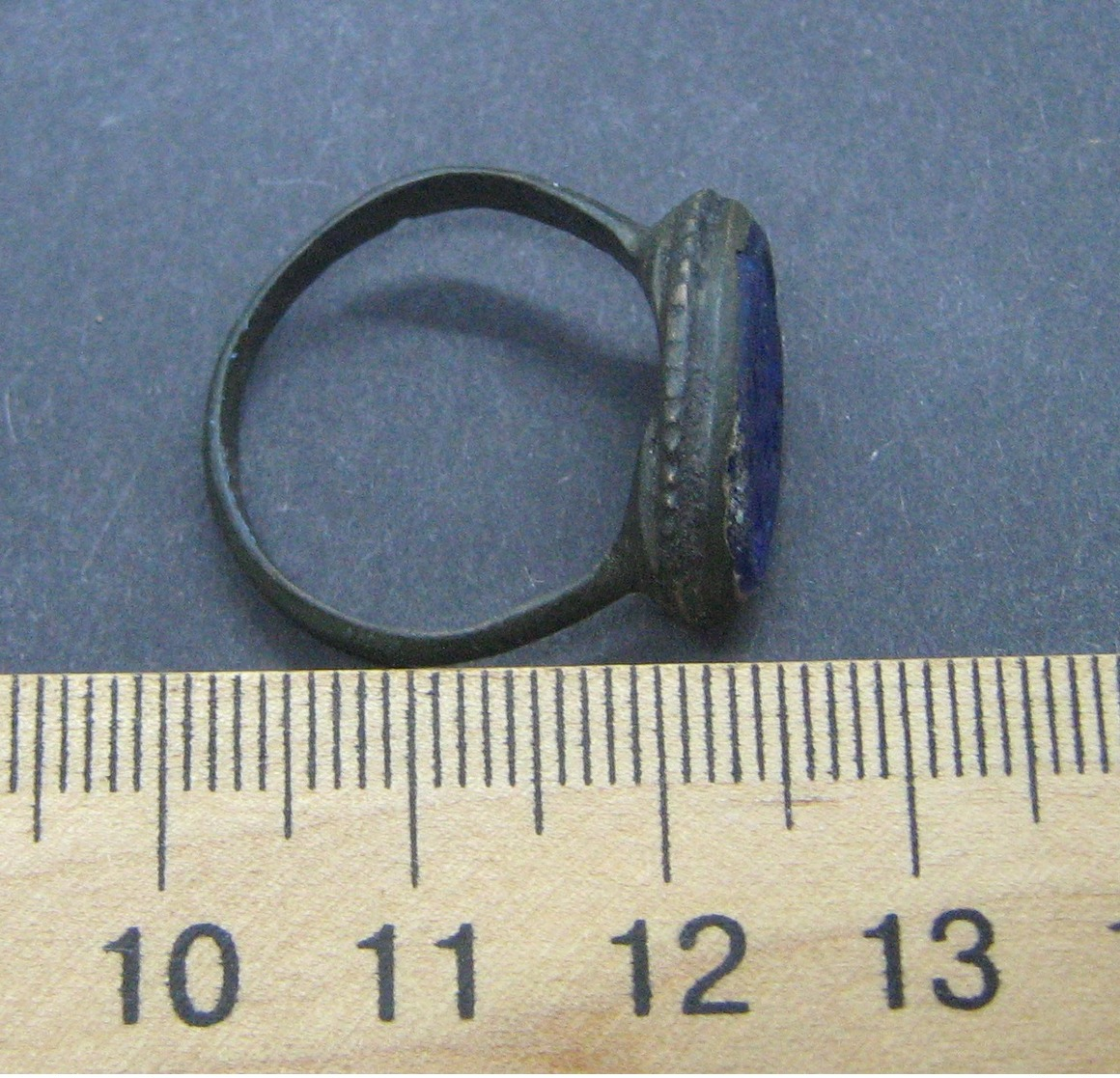 Medieval Ancient Bronze Ring Pseudogeraldic Seal 16-17 Century - Archéologie
