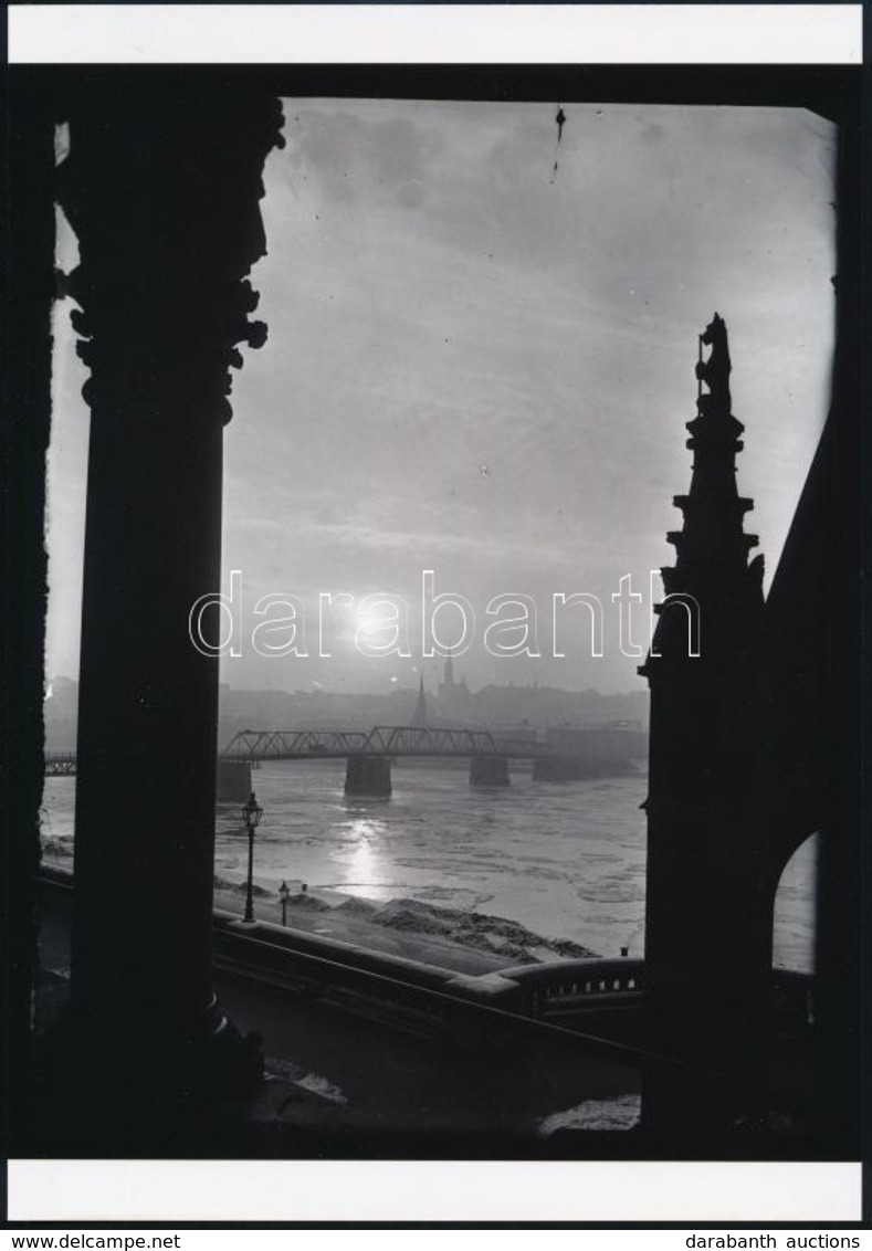 Cca: 1949 Budapest, A Kossuth Híddal Kapcsolatos Vintage Negatív és 4 Db Vintage Fotó és/vagy Mai Nagyítás, 6x9 Cm és 25 - Other & Unclassified