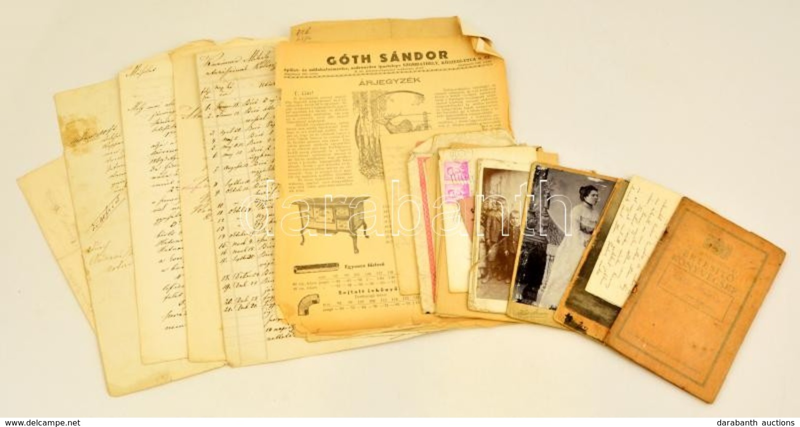 Cca 1900-1950 Vegyes Papírrégiség Tétel, Közte Népiskolai értesítő, Keményhátú Műtermi Fotók, árjegyzék, Igazolvány, Stb - Unclassified