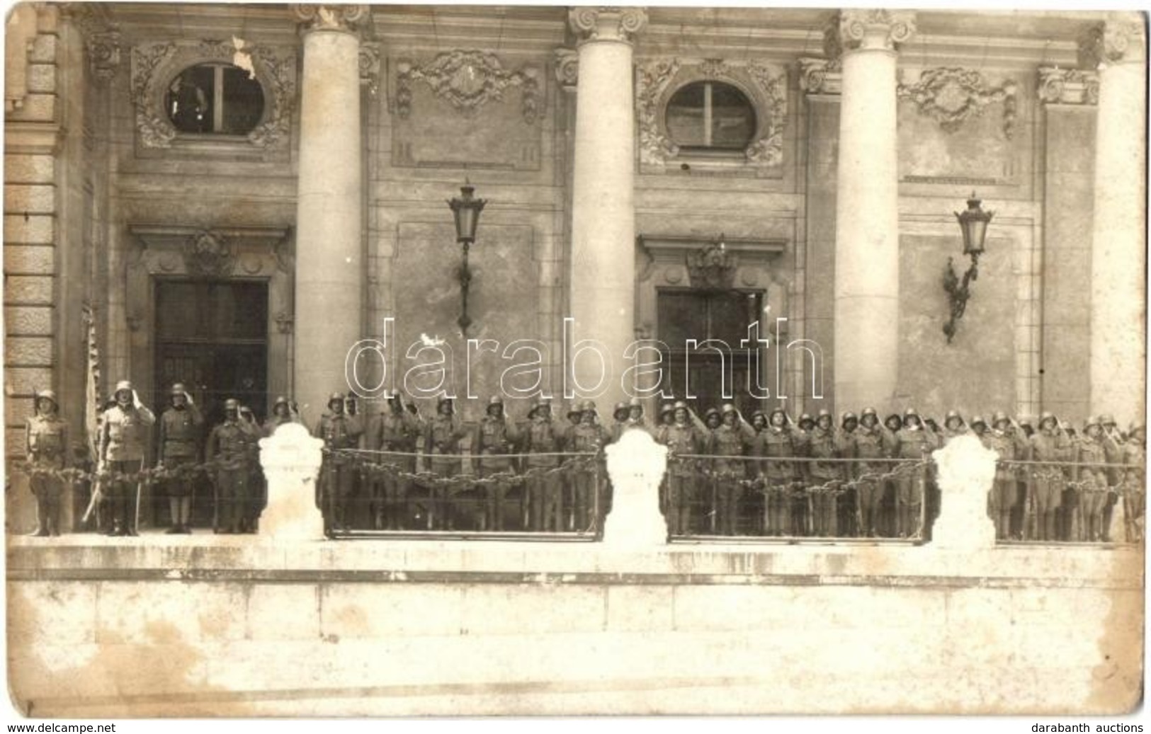 ** T3 Budapest I. Budai Vár, Budavári Főőrségi Palota, Palota őrség. Schäffer Ármin Photo (fl) - Unclassified