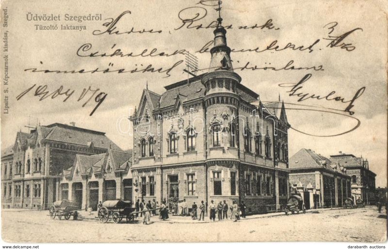 * T2 1904 Szeged, Tűzoltó Laktanya, Vizes Hordós Tűzoltó Kocsik. Lipsitz S. Képcsarnok Kiadása - Unclassified