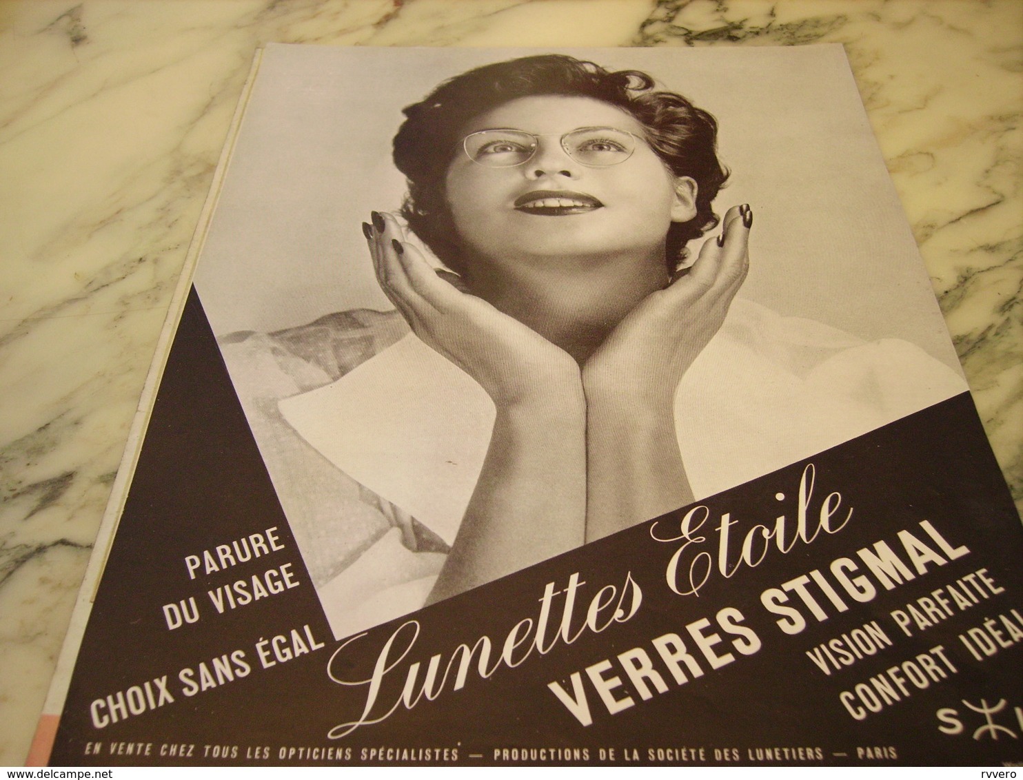 ANCIENNE PUBLICITE AUX PORTEURS DE LUNETTES VERRE STIGMAL  1953 - Publicités