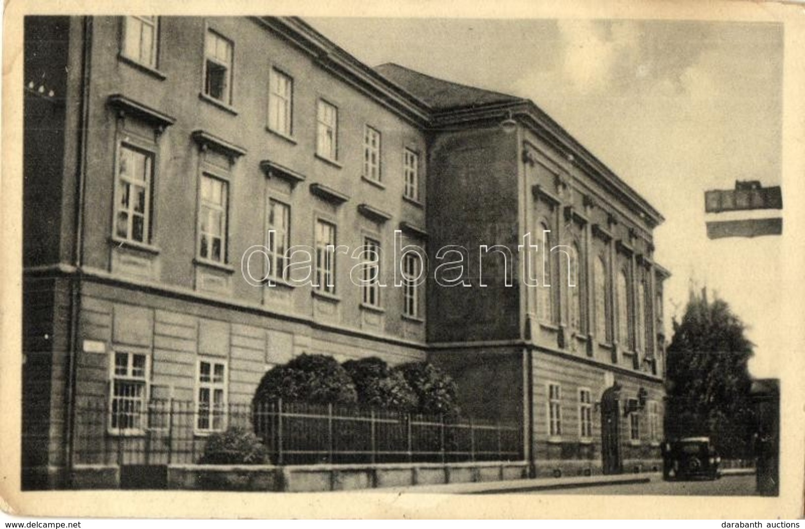 T2/T3 Komárom, Komárnó; Járási Hivatal, Köztársaság Utca / Street View With County Hall (fl) - Unclassified